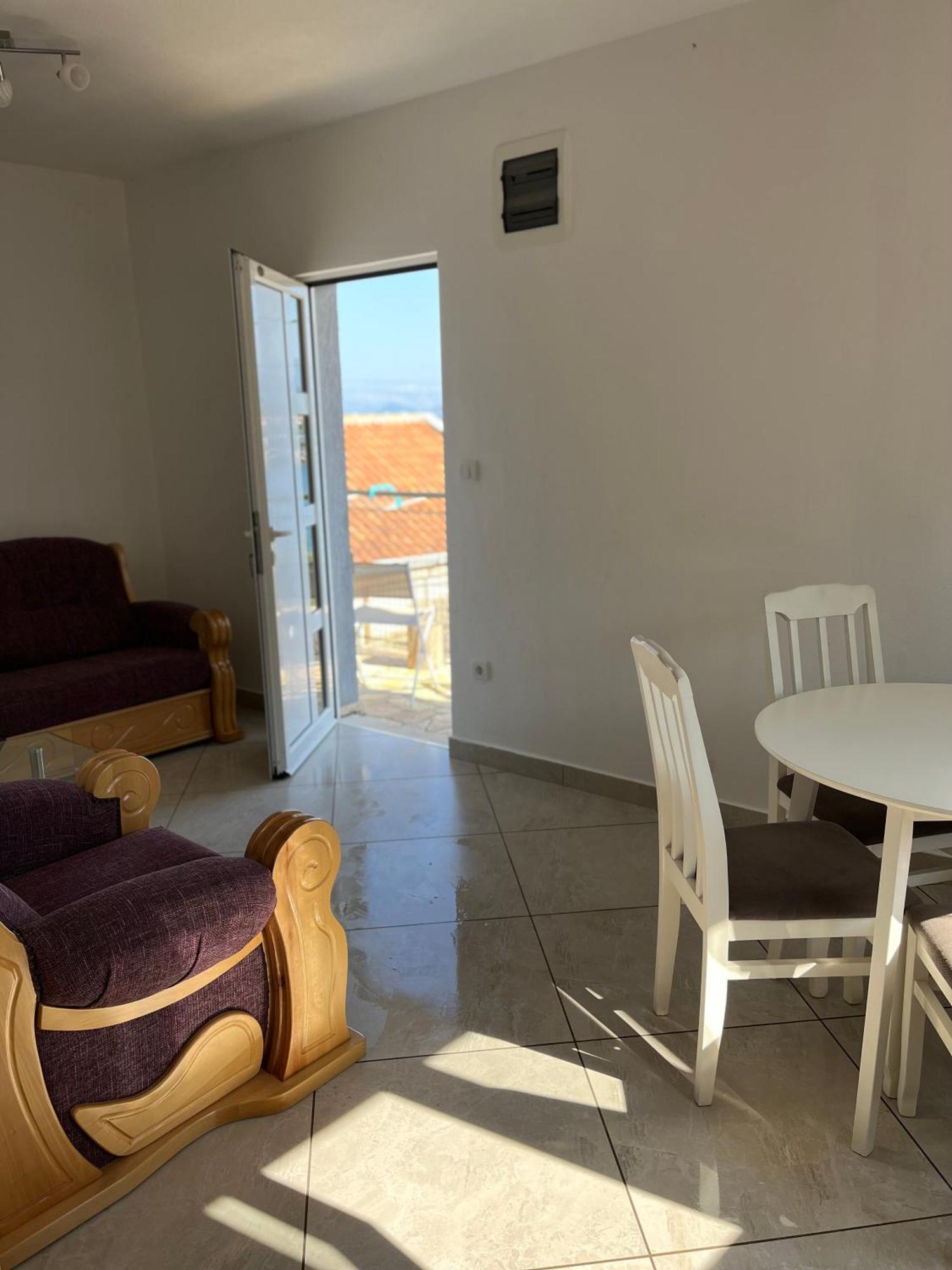 Apartments Apartmani Bojana Утеха Екстериор снимка